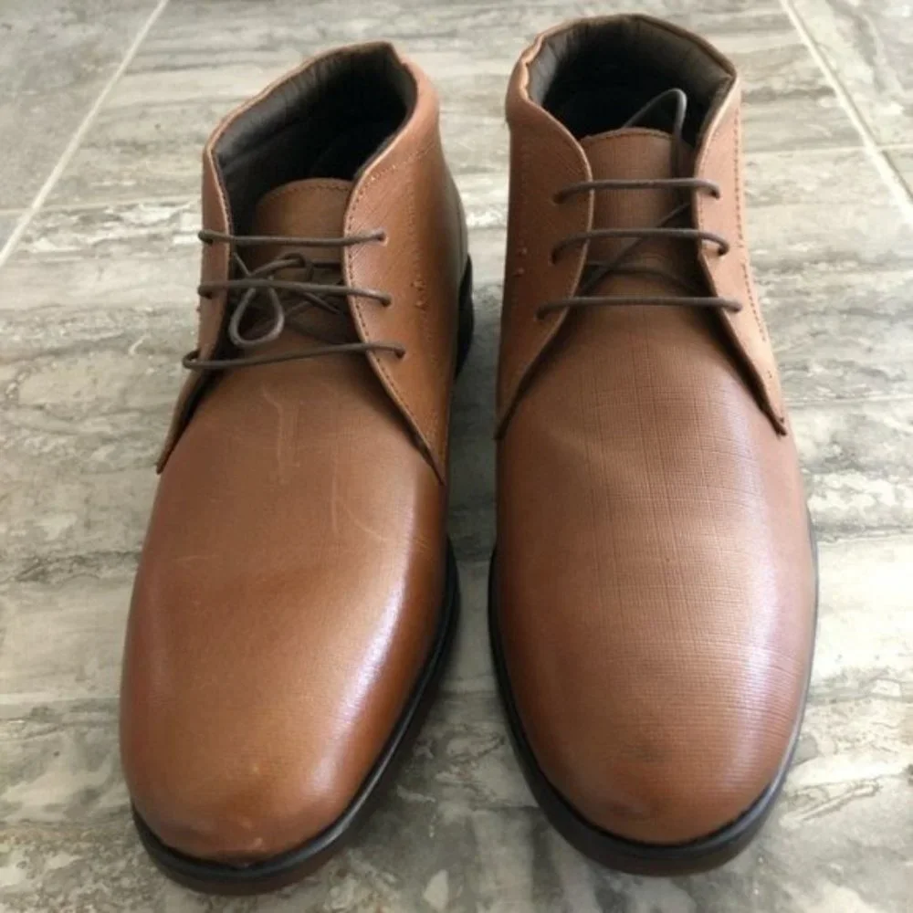 Aiden & Mason Chukka Boots Lace-Up Leather Brown Tan Men's Size 10 New in Box